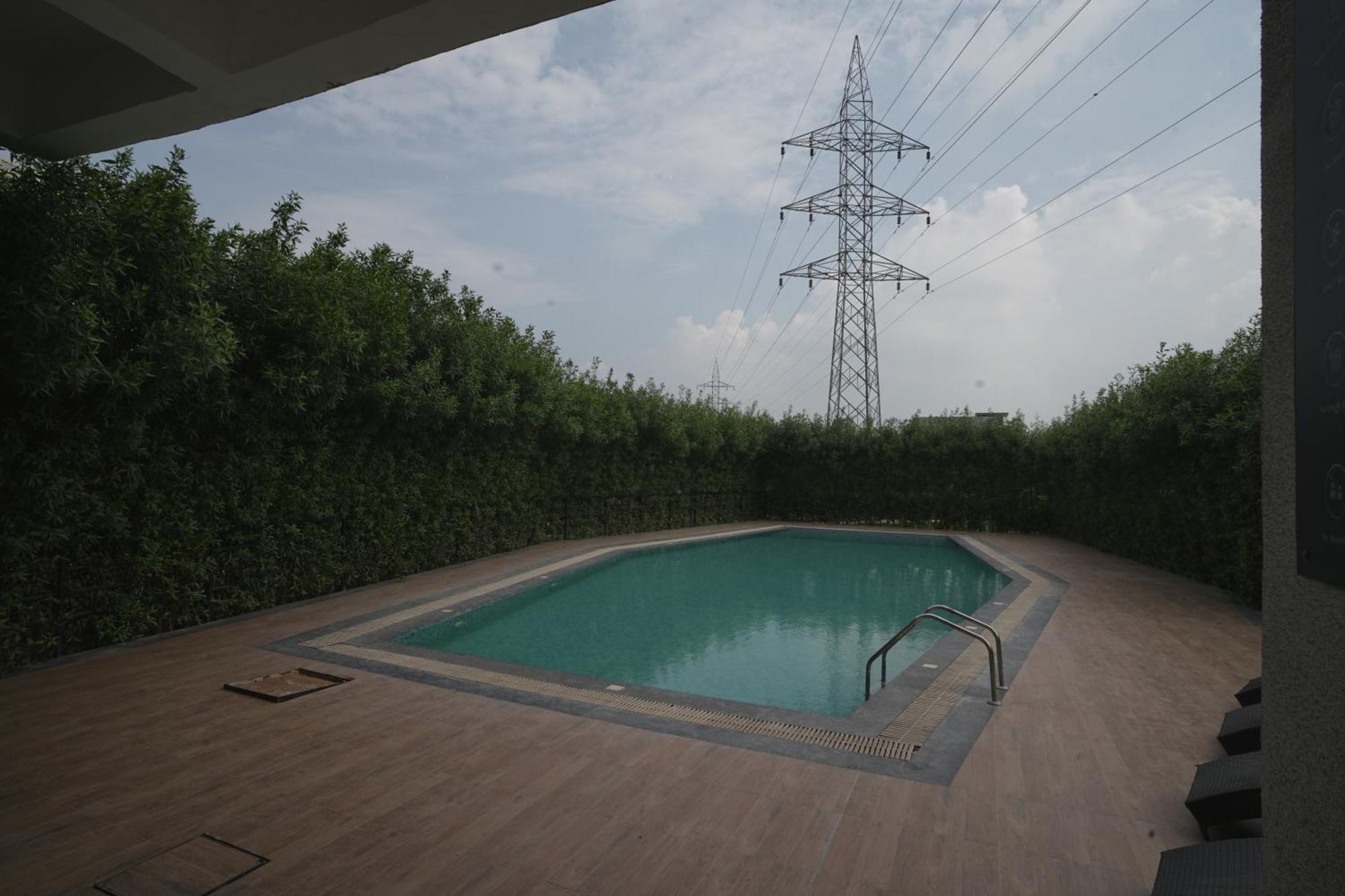 Tdi Club Retreat Sector-110 Hotel Mohali Buitenkant foto