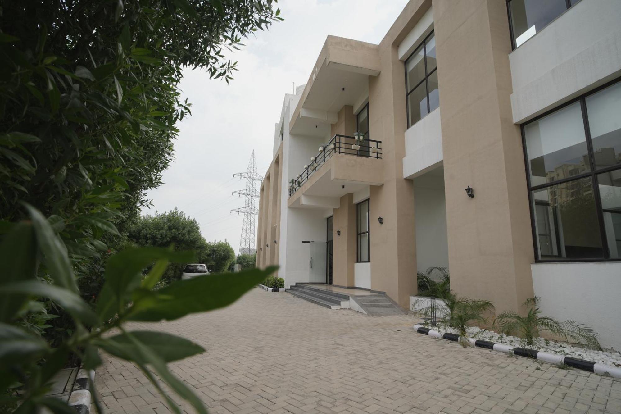 Tdi Club Retreat Sector-110 Hotel Mohali Buitenkant foto